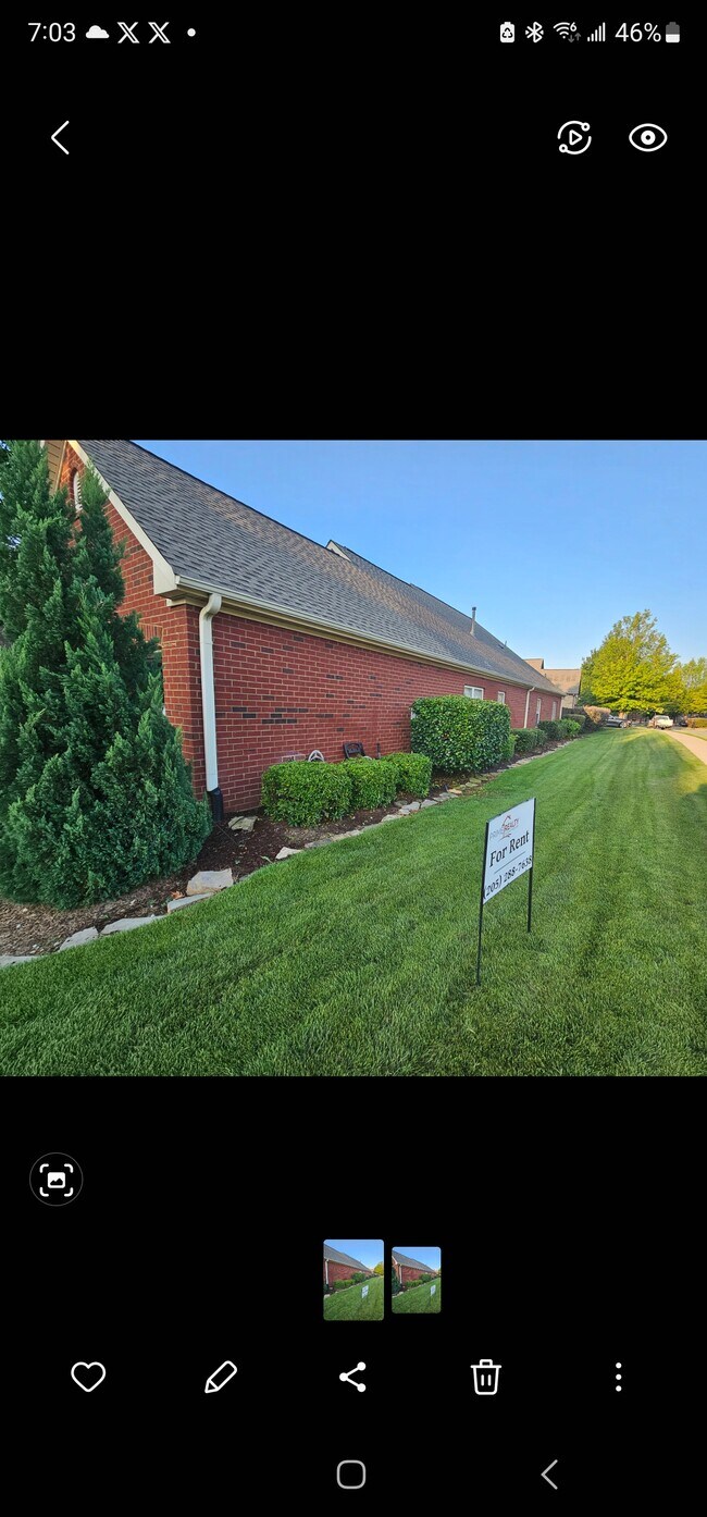 Building Photo - 200 Oxmoor Pl