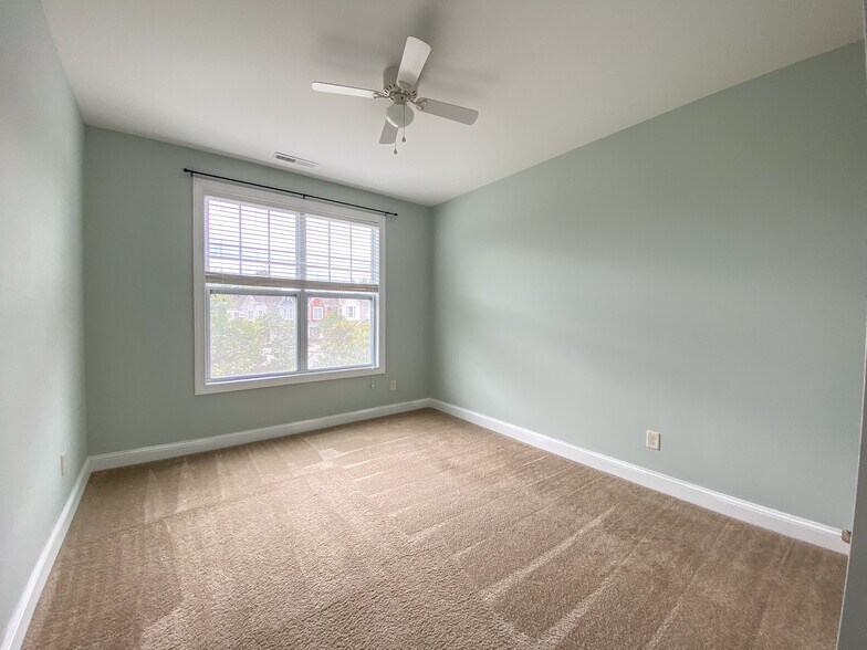 Building Photo - 4133 Strendal Dr