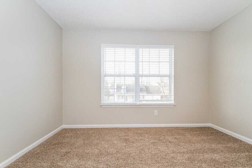 Building Photo - 878 Lavergne Ln