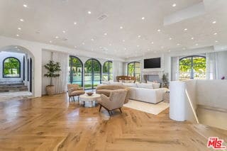 Building Photo - 30125 Harvester Rd