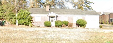 Building Photo - 6015 Monroe Rd