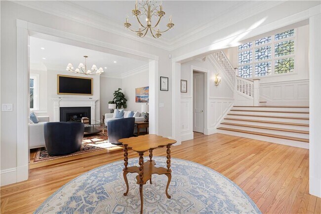 Building Photo - 7 Red Cross Ave