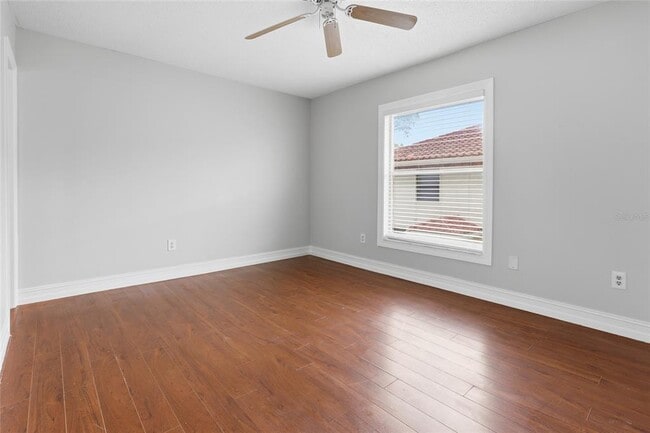 Building Photo - 1600 Little Falls Cir