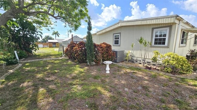 Building Photo - 1240 Seagull Dr