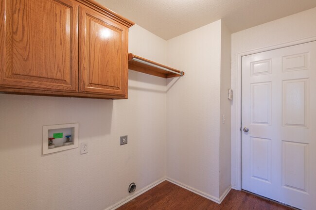 Building Photo - 17405 Bronze Ln