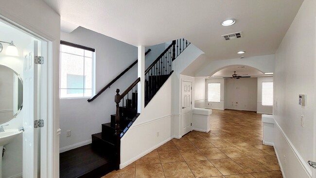 Building Photo - Lydian Ct  - 3 bedrooms , 2.5 bath, 1864 SQFT