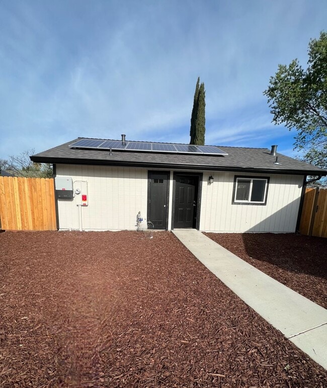 Building Photo - NEW BUILD! Beautifully designed mini home ...