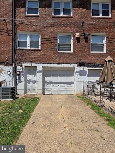 Building Photo - 1315 Harshaw Rd