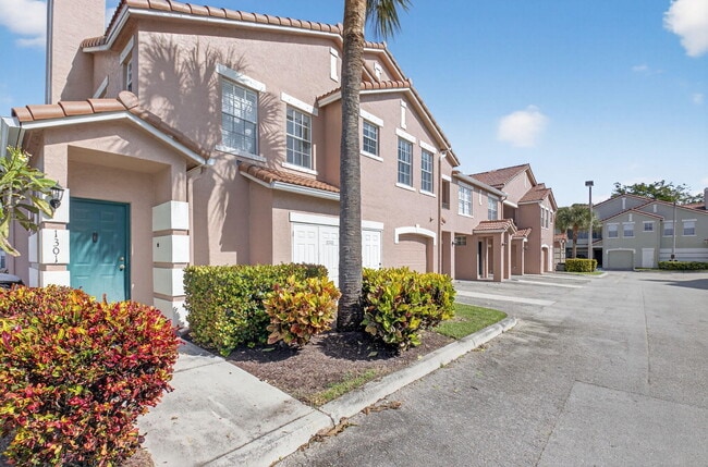 Building Photo - 1301 Belmont Pl