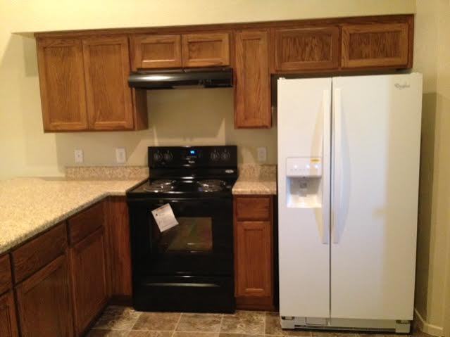 Building Photo - 2 Bedroom 2 Bath Condo in Sunset Mountain ...