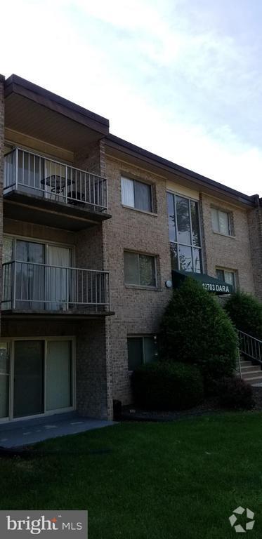 Building Photo - 12703 Dara Dr