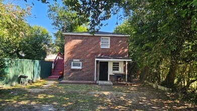 Building Photo - 2325-2325 Laurie St