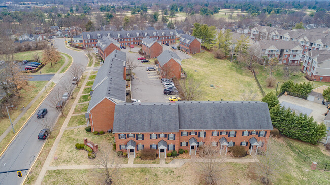 Building Photo - Red Mile Square Townhomes