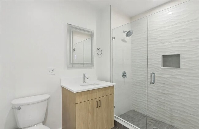 Building Photo - 256 Dorchester St