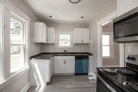 Building Photo - 3300 Dellwood Rd