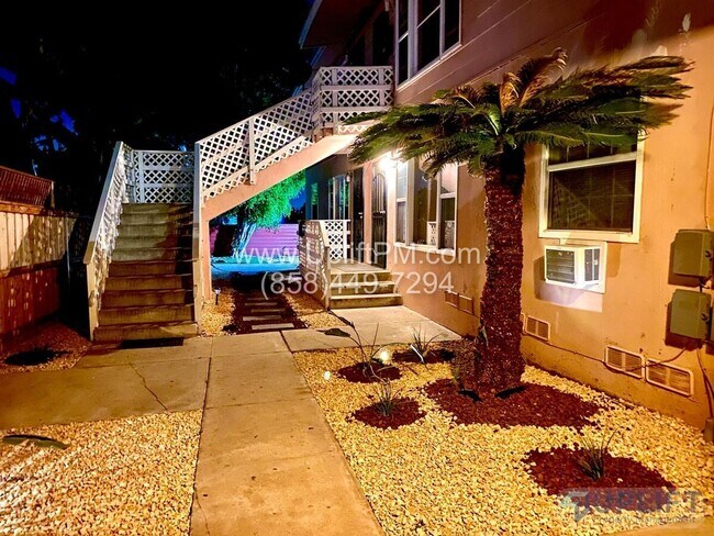 Building Photo - 4829 Castle Ave