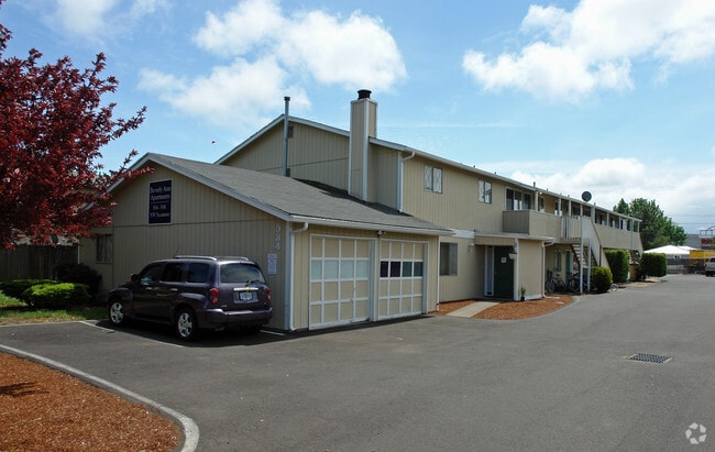 Primary Photo - Beverly Ann Apartments