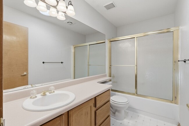 Building Photo - 4 Bed 2.5 Bath Home in Plum Creek of Castle Rock