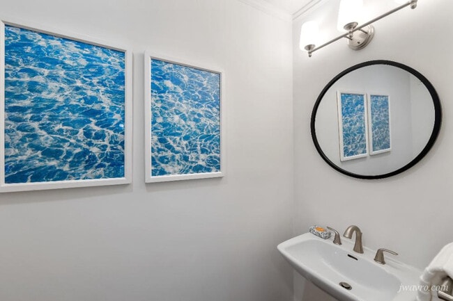 Building Photo - 230 Magellan Ave