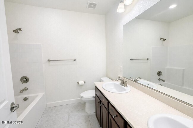 Building Photo - 1106 Lahontan Dr