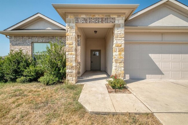 Building Photo - 108 Kleberg Ct