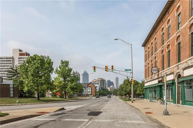 Building Photo - 970 Fort Wayne Ave