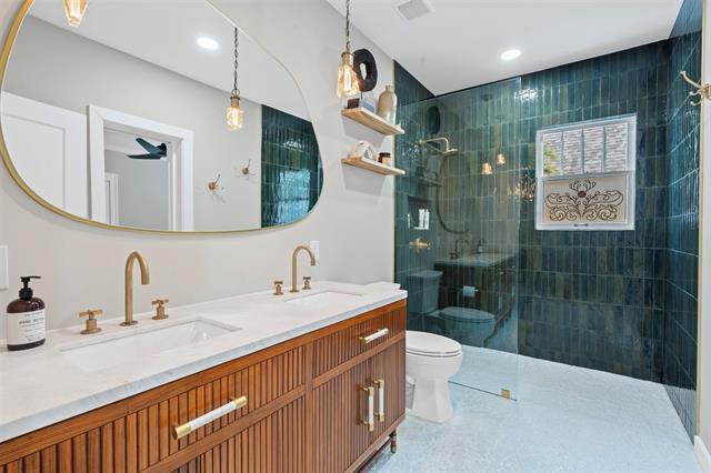 Building Photo - 4014 Modlin Ave