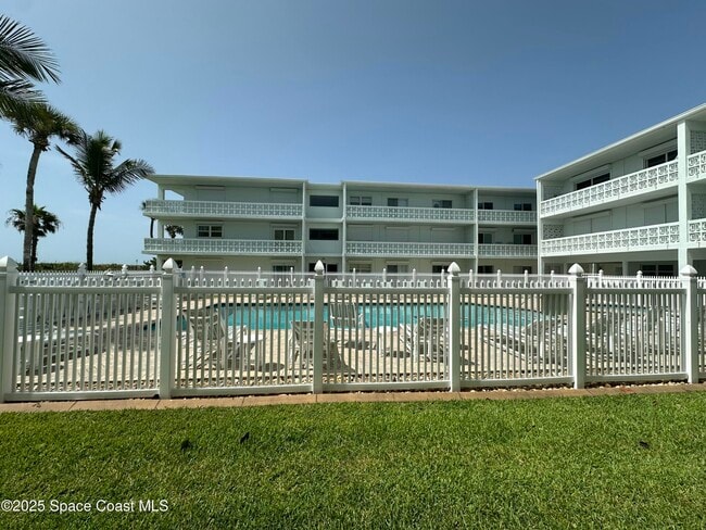 Building Photo - 4800 Ocean Beach Blvd