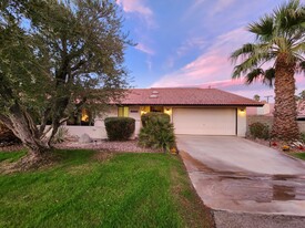 Building Photo - 79090 Bermuda Dunes Dr