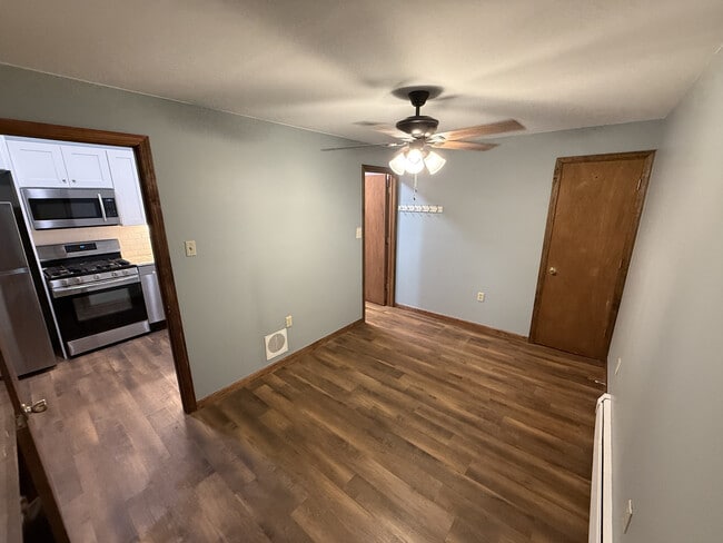 Building Photo - 237 Franklin Ave