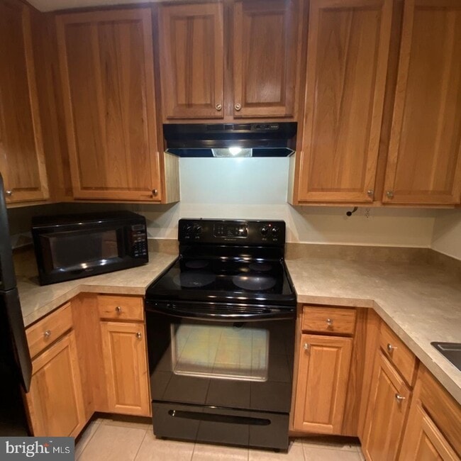 Building Photo - 18510 Boysenberry Dr