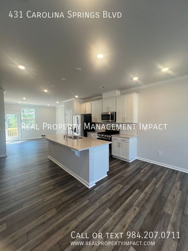 Building Photo - 431 Carolina Spgs Blvd