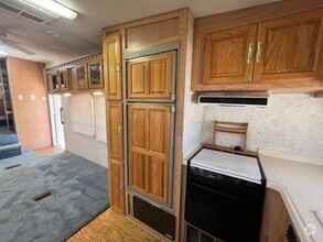 Building Photo - One Bedroom Trailer in Deer Valley - All u...