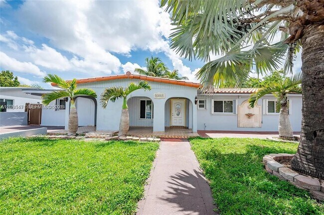 Building Photo - 11950 SW 182nd Terrace