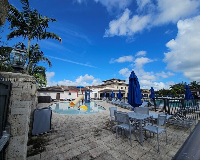 Building Photo - 17065 SW 93rd St