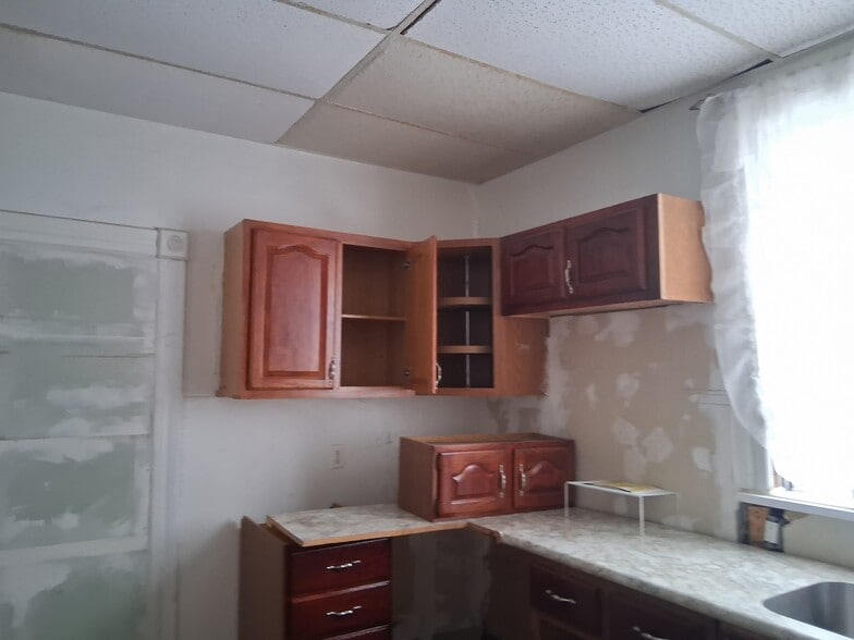 Building Photo - 1245 N Union St