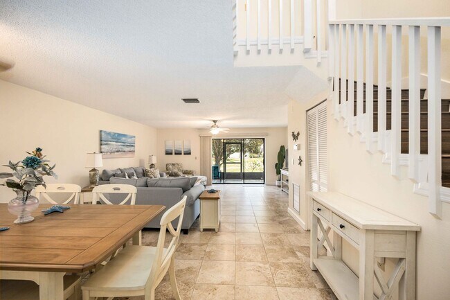 Building Photo - Seasonal or Annual 2 Bedroom, 2.5 Bathroom...