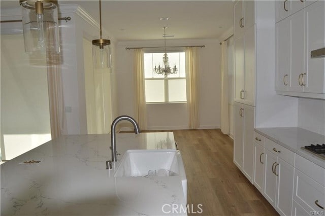 Building Photo - 127 Medano St