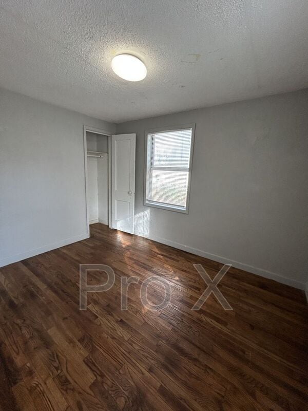 Building Photo - 463 Fieldcrest Dr