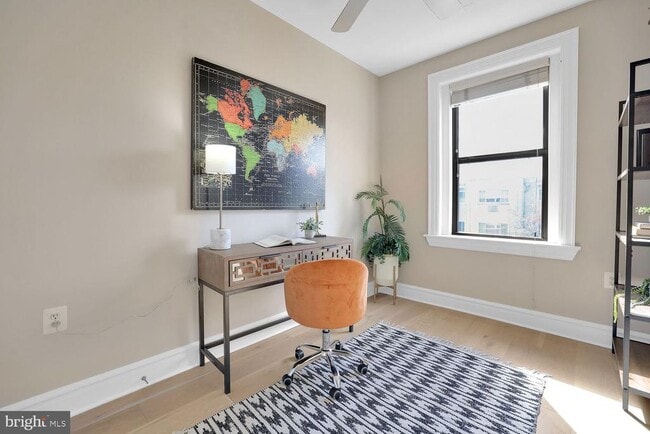 Building Photo - 1419 Clifton St NW