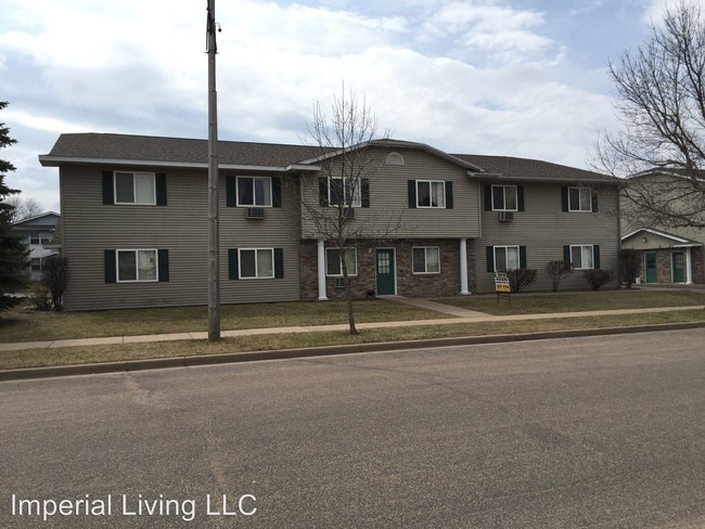 Primary Photo - 1041 Imperial Cir