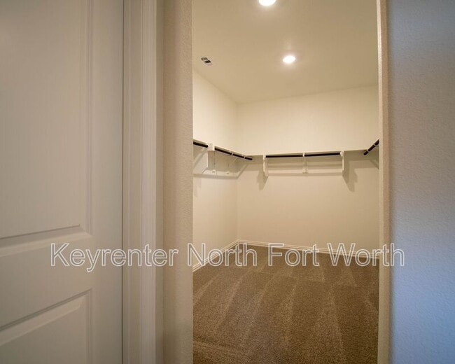 Building Photo - 2106 Dunbar Dr