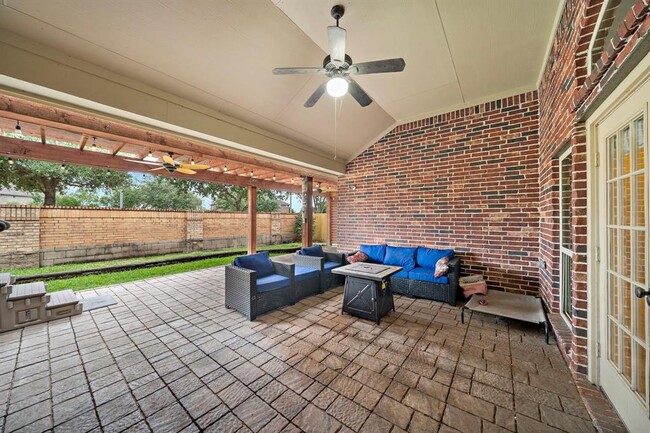 Building Photo - 4711 Salinas Ln