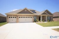 Building Photo - 196 Fernbridge Blvd