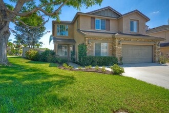 Building Photo - 4Bed/3Bath Carlsbad Home with Office & Lo...