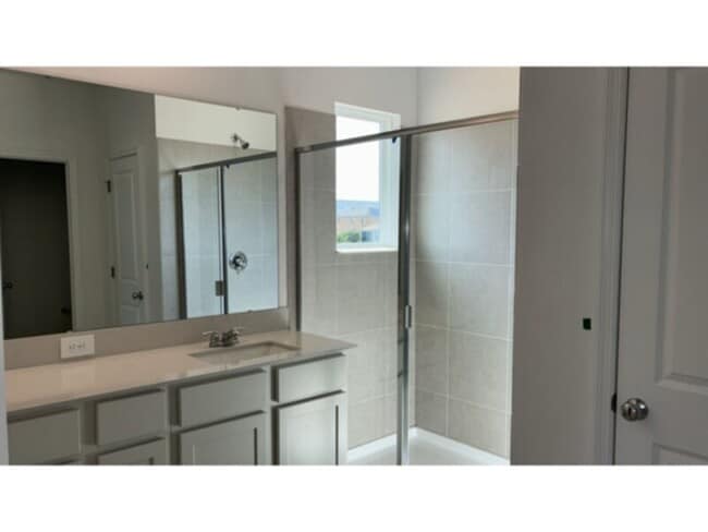 Building Photo - BRAND NEW 3 bedroom 2.5 bath with 2 car garage