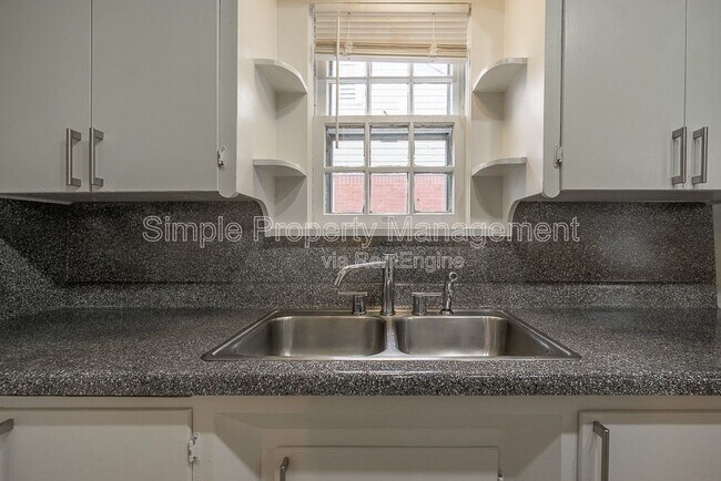 Building Photo - 3109 NW 23rd St