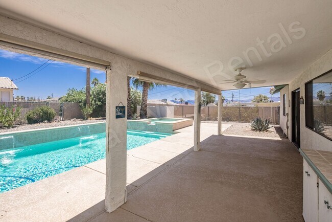 Building Photo - HEATED POOL & SPA