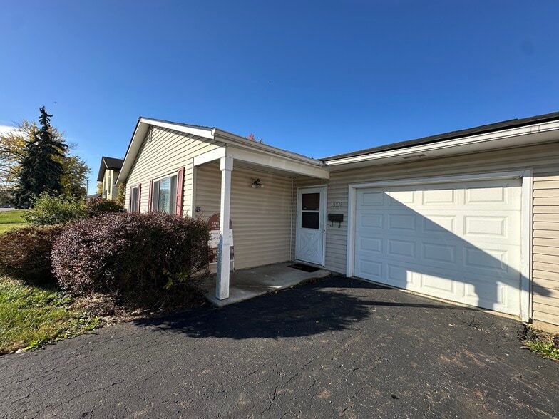 Primary Photo - 5531 Karl Rd