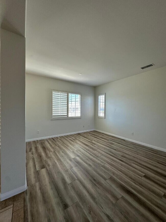 Building Photo - 110 Francesca Ct